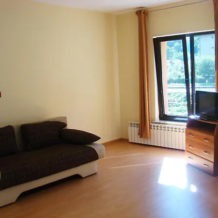 Camelia Guest house 3*